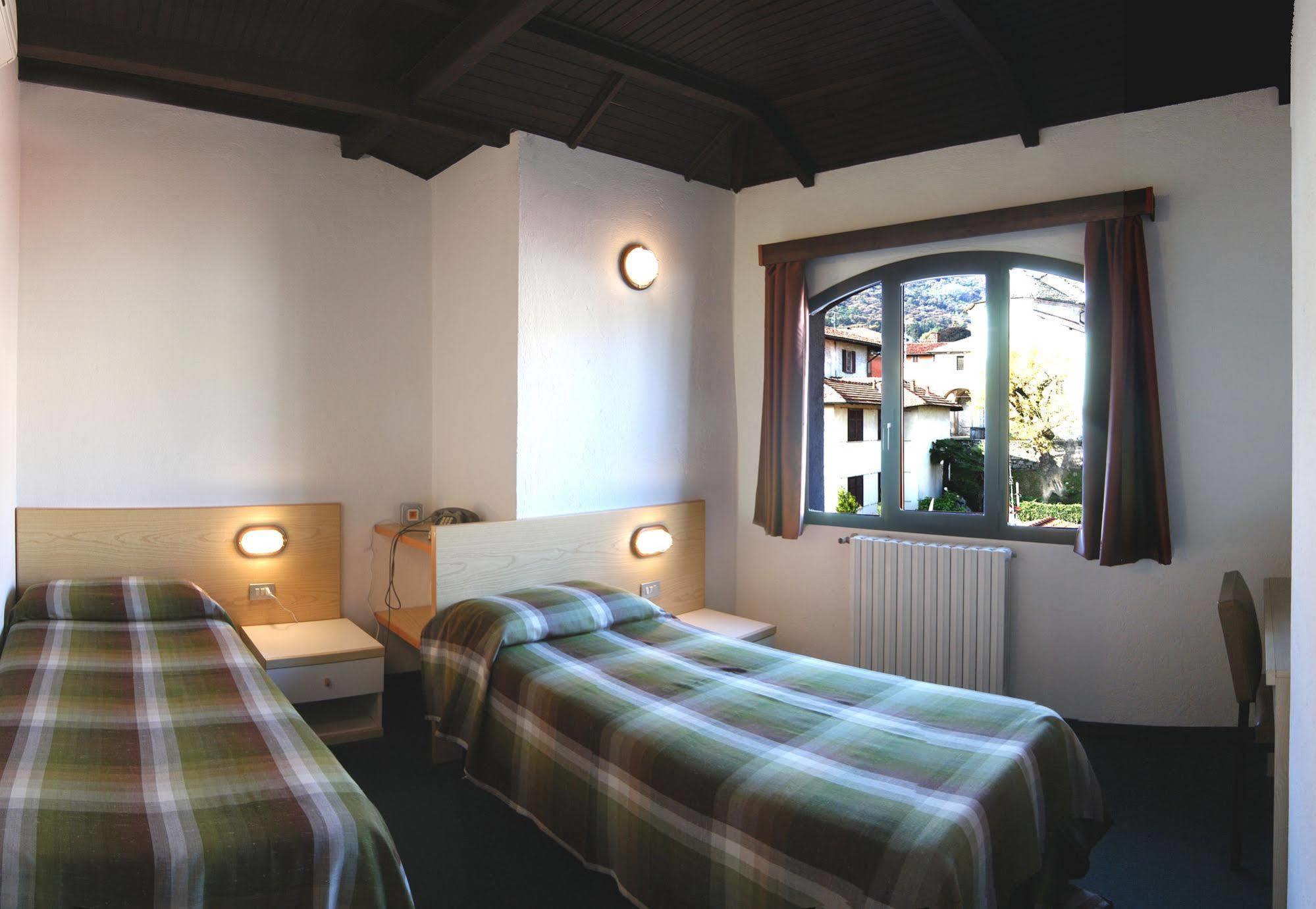 Hotel Eden Μπαβένο Εξωτερικό φωτογραφία